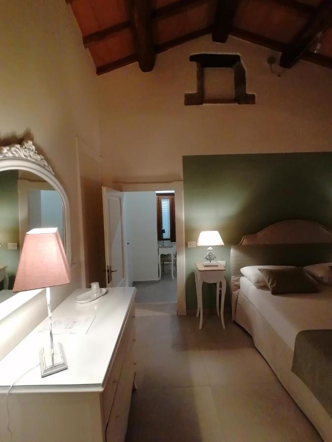 Farnese Dimo' Re Bed & Breakfast エクステリア 写真