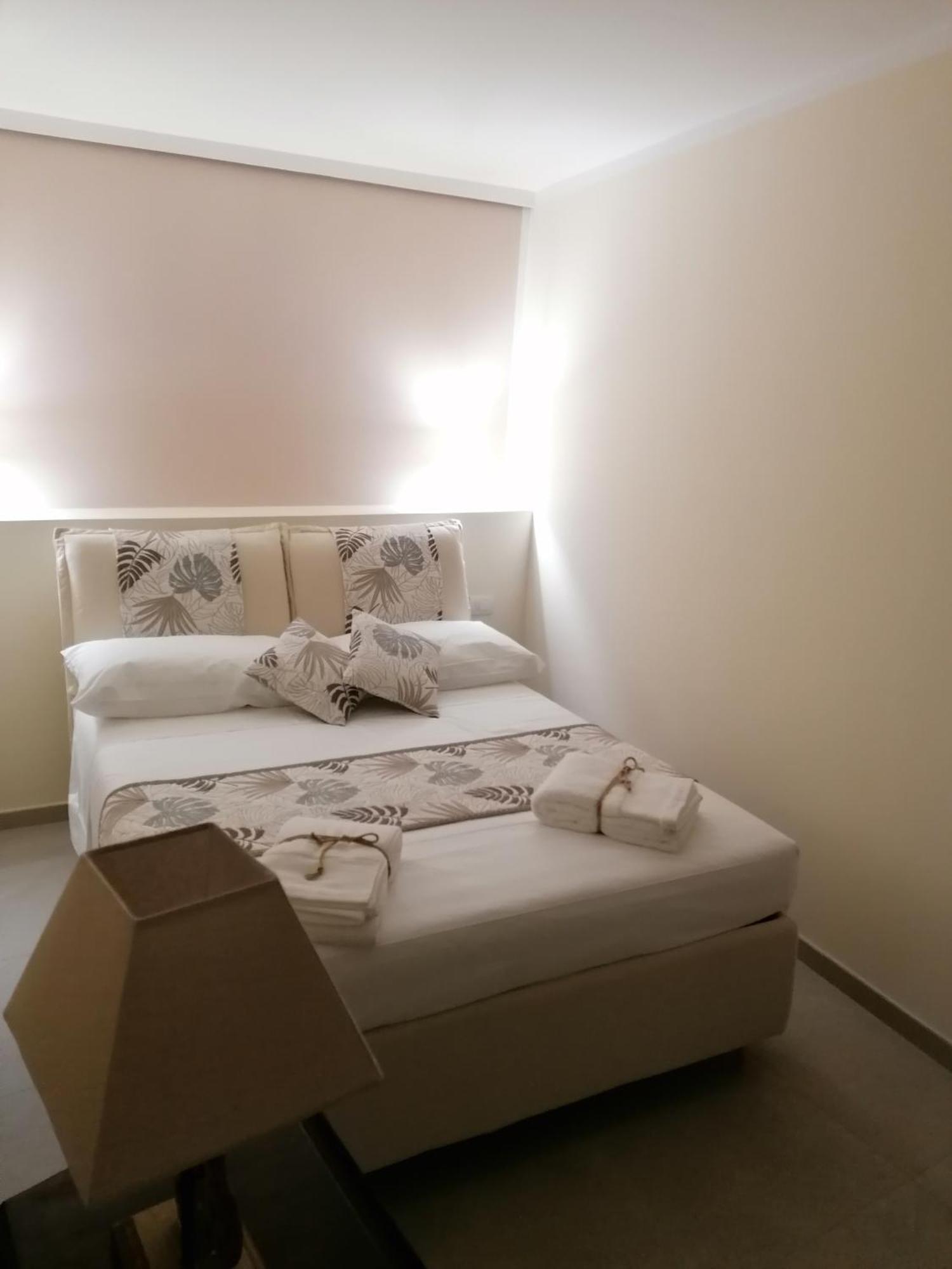 Farnese Dimo' Re Bed & Breakfast エクステリア 写真